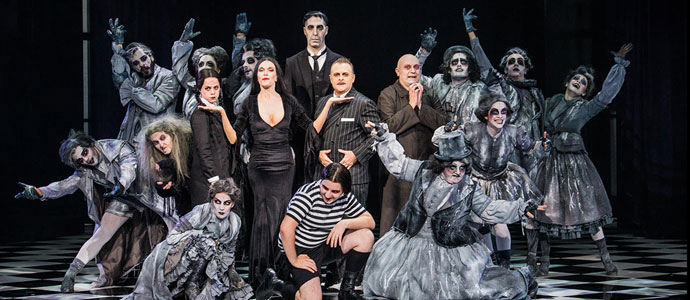 La Familia Addams recalar en septiembre en el Palacio de Festivales