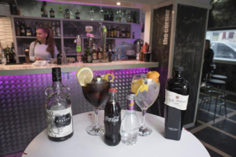 Caf-Bar The Corner