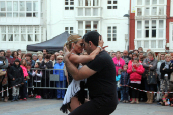 Bailes de saln y msica latina