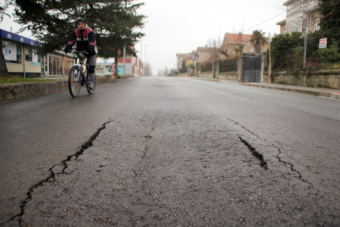 Reparacin de los socavones de la Avenida Castilla