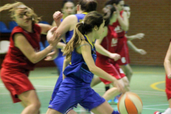 Las jnior ganan en el ltimo segundo