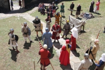 Jornadas de recreacin histrica en el castillo de Argeso