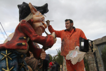 ltimos retoques para Desfile de Carrozas (San Mateo 2017)