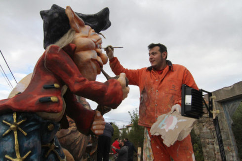 ltimos retoques para Desfile de Carrozas (San Mateo 2017)