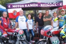Equipo de competición de motos clasicas 