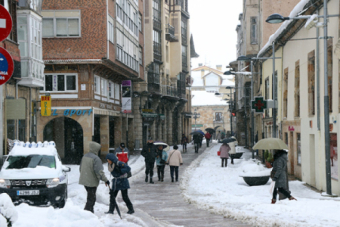La nieve cuaja en Reinosa (02-02-2018)
