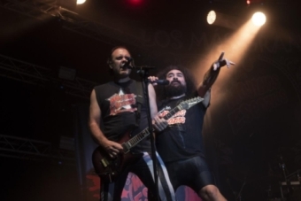 Mojinos Escozos y La Bandada