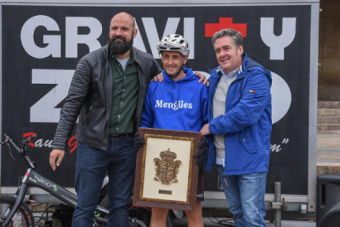 Homenaje a Ral Gutirrez y exhibicin de bike trial