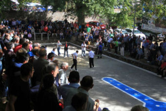 Salmn gana el Concurso de Bolos de San Mateo