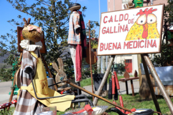 Primavera en el 'pueblo campurriano' de la calle Tres Mares