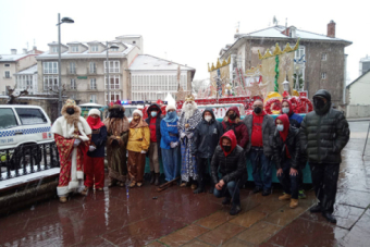 Los Reyes Magos reciben a los nios en Reinosa