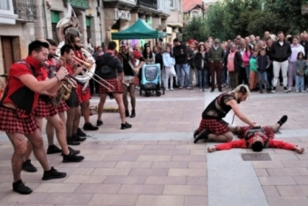 Msica y diversin con Artistas del Gremio
