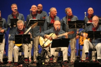Jueves de Boleros llen el Teatro Principal