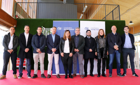 Presentacion de los candidatos del PP a las alcaldas de Campoo