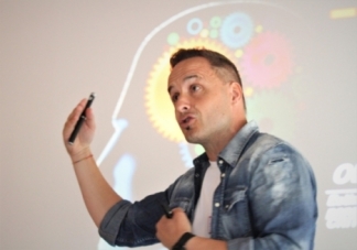 Charla en Matamorosa sobre la metodologa del entrenamiento en ftbol