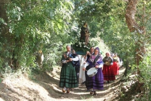 Fresno del Ro festeja a Santa Ana