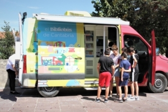 El Bibliobs hizo escala en Campoo