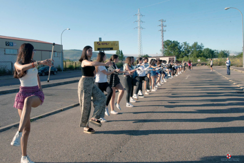 La Banda de Cornetas y Tambores y Majorettes de Reinosa ensaya para el verano