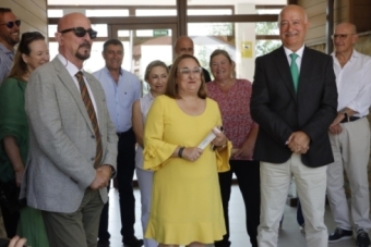 Inauguracin del centro mdico de Espinilla