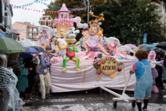 Desfile diurno de Carrozas Artsticas (2025)