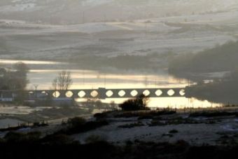Al alba, fro y escarcha