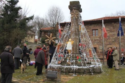 Los vecinos adornaron Pesquera