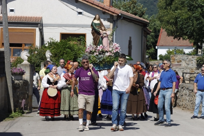 Fresno del R�o celebra Santa Ana