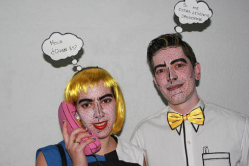 El kit de Lego y una pareja 'pop art', ganadores del concurso de disfraces de Reinosa