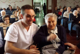 Amparo Saiz celebra un siglo de vida