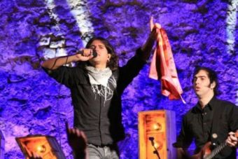 Concierto de Rulo y la Contrabanda en el Castillo de Argeso
