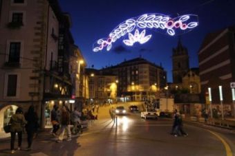 Reinosa se ilumina para recibir a San Mateo