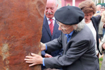 Agustn Ibarrola inaugura su homenaje a los trabajadores de la siderurgia en Reinosa