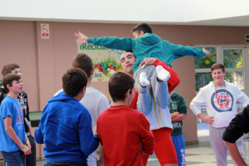 Exhibicin de lucha en el IES Montesclaros