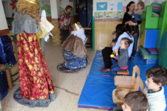 Los Reyes Magos en el Colegio Pblico de La Poblacin