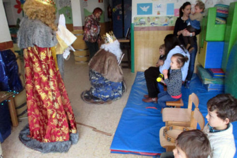 Los Reyes Magos en el Colegio Pblico de La Poblacin