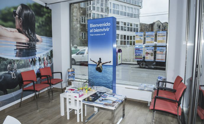 B the Travel Brand