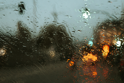 El 112 recibe 77 llamadas y gestiona 50 incidencias derivadas de la lluvia y las tormentas