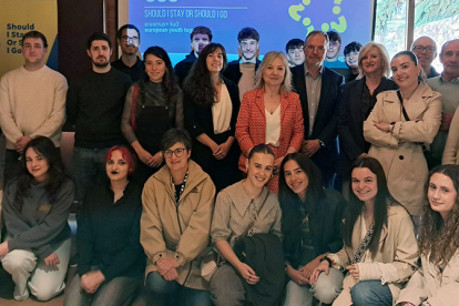 Aguilar acogi� un foro sobre el papel de la juventud en el desarrollo y el arraigo en el territorio rural