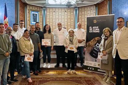 Alejandro Alonso y Mara Cruz Gutirrez ganan el III Concurso de Tortillas de San Mateo 