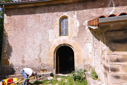 Las campanas de San F�lix volver�n a sonar en Fontibre tras la rehabilitaci�n del templo