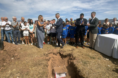 El campo de f�tbol de hierba artificial de Matamorosa ser� una realidad en primavera