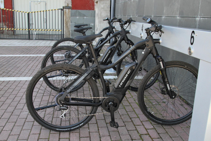 Campoo de Enmedio suspende el servicio de bicicletas elctricas ante los 