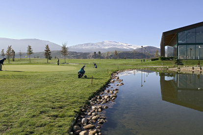 Cantur licita la renovaci�n integral del riego del Campo de Golf de Nestares por m�s de un mill�n de euros