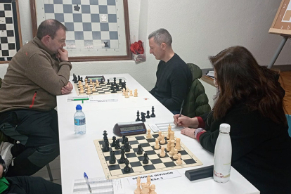 Doblete de victorias para el Club Ajedrez Campoo