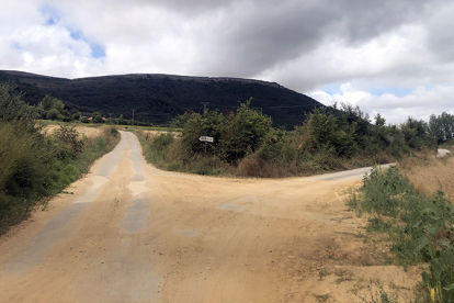 Desarrollo Rural reparar varios caminos agrarios de Valderredible 