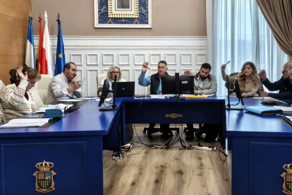 Enmedio aprueba la Ordenanza reguladora de los locales del Centro Empresarial Ro Hjar 