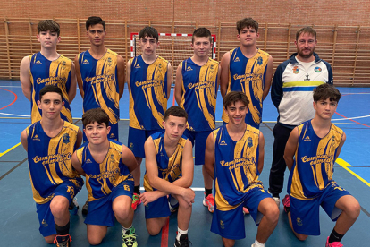 Los equipos de baloncesto de Enmedio llegan al primer parn de la temporada liderando varias categoras