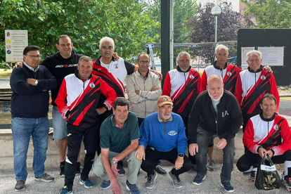 Ferm�n, Postigo y Felipe ganan el Torneo de Petanca de Santiago