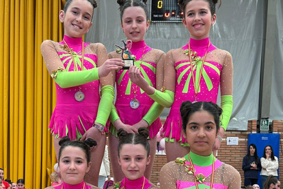 Las gimnastas alevines del Casimiro Sainz logran el segundo puesto en el III Torneo Villa de Ampuero
