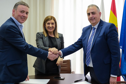 El Gobierno de Cantabria y el Ayuntamiento de Valdeolea firman un convenio para la construcci�n de 13 viviendas p�blicas en Mataporquera